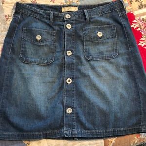 Size 10 Levi’s denim skirt